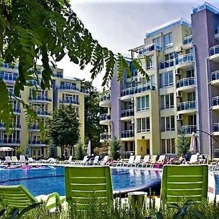 Oasis Laguna