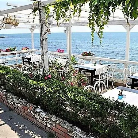 شقة Oasis Laguna رافدا