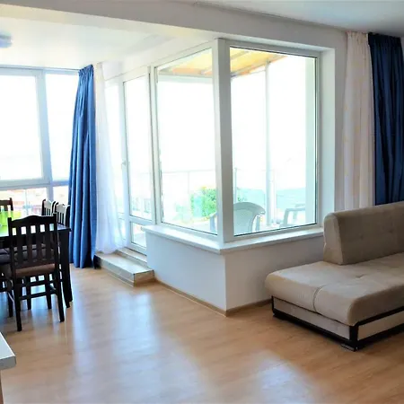 Oasis Laguna شقة *